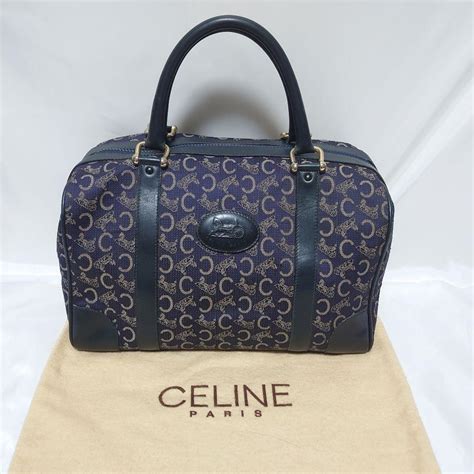 celine carriage logo.